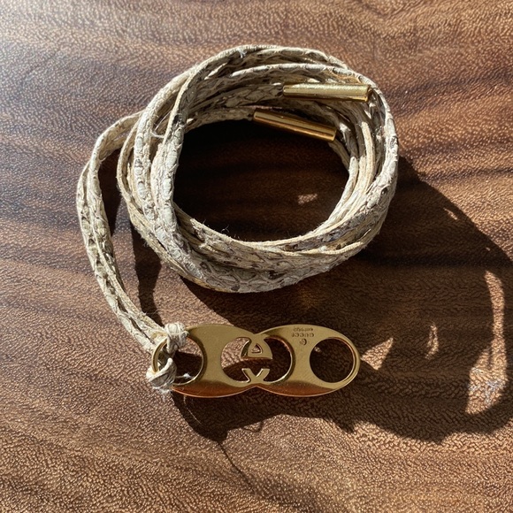 Gucci Snakeskin Belt w Gold Hardware - Picture 4 of 5